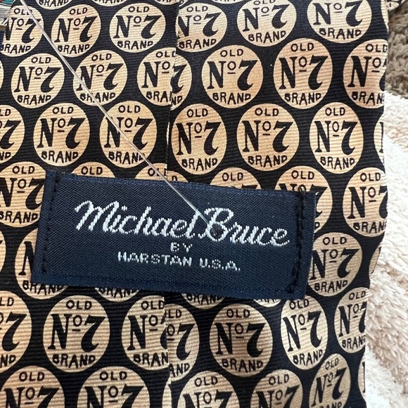 Bundle of 2- mens silk printed ties - Picture 5 of 6